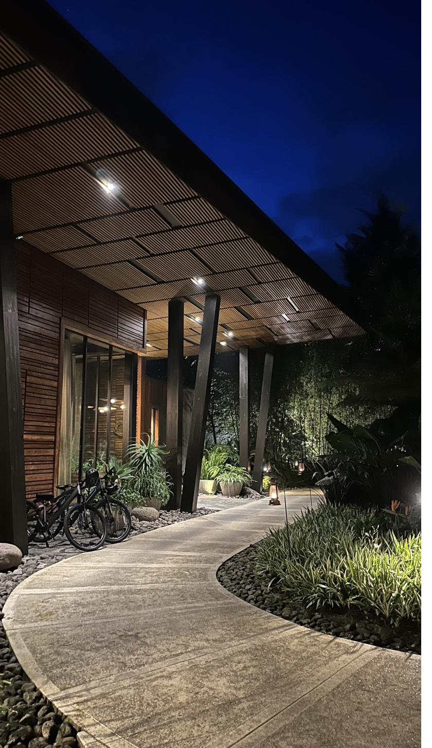 Luxury lodge entrance at night Rwanda — TourwithChe packages